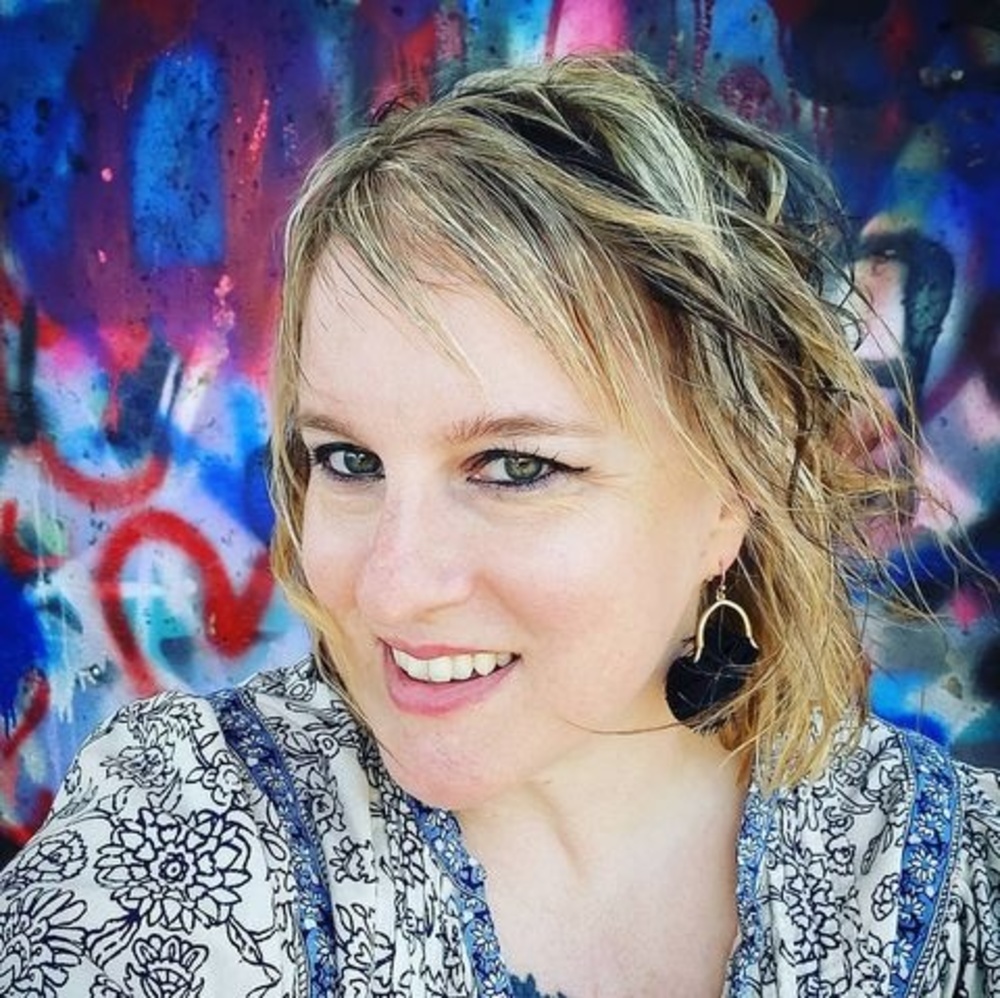 Meet your Posher, Roseann